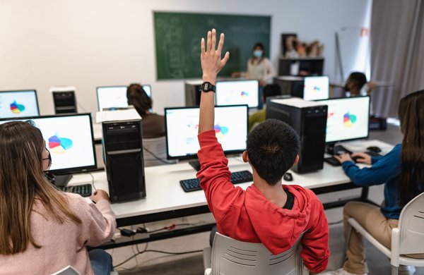 Comment choisir une école supérieure dans le digital ?